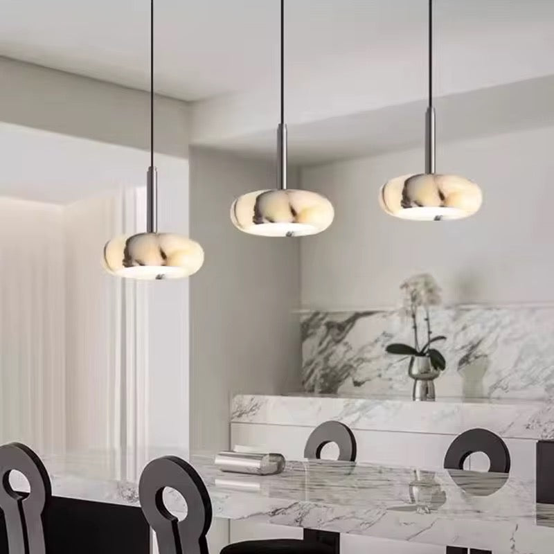 Luna Trio – Luxe Hanglamp met Marmerlook Glas | Moderne Plafondlamp voor Keuken, Eettafel of Kookeiland | Verstelbare 3-Lichts Pendelarmatuur | Zukasa Design