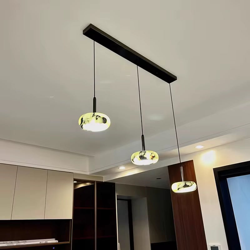 Luna Trio – Luxe Hanglamp met Marmerlook Glas | Moderne Plafondlamp voor Keuken, Eettafel of Kookeiland | Verstelbare 3-Lichts Pendelarmatuur | Zukasa Design
