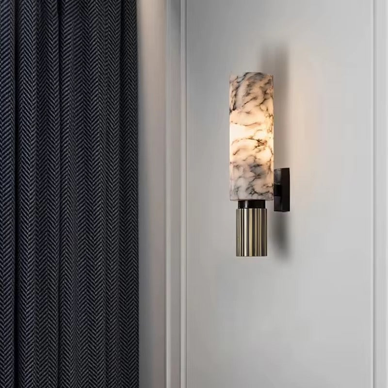 Roma Lux – Marmeren Wandlamp met Messing Detail | Klassiek-Chique Muurverlichting | E27 Fitting | Voor Woonkamer, Slaapkamer of Hal | Zukasa Collectie
