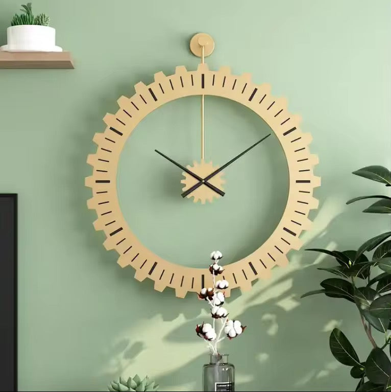 Kyros Gold – Luxe Tandwiel Wandklok in Goud (Ø50 cm)