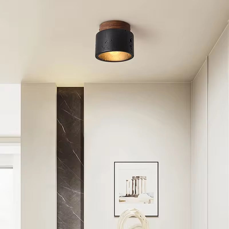 Luma Nero – Industriële Plafondlamp van Beton en Walnoothout