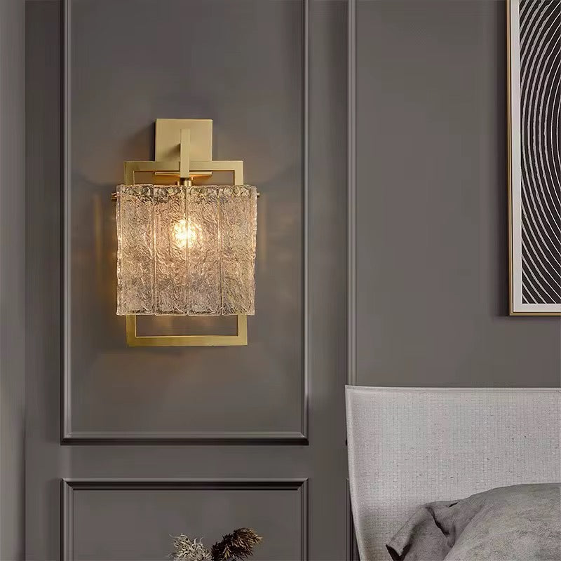Glaciera – Luxe Wandlamp van Geribbeld Glas en Messing