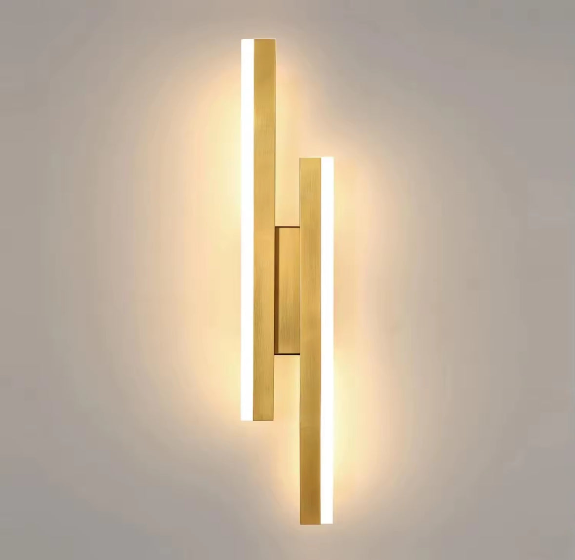 LumaLine Aurum – Gouden LED Wandlamp met 3 Lichtstanden (3000K-6500K)