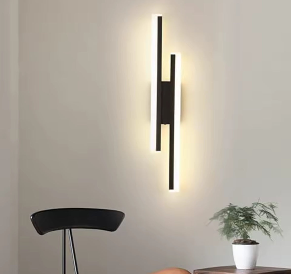 Linea Nero – Zwarte LED Wandlamp met 3 Lichtkleuren | 16W | 40cm | Voor in Huis
