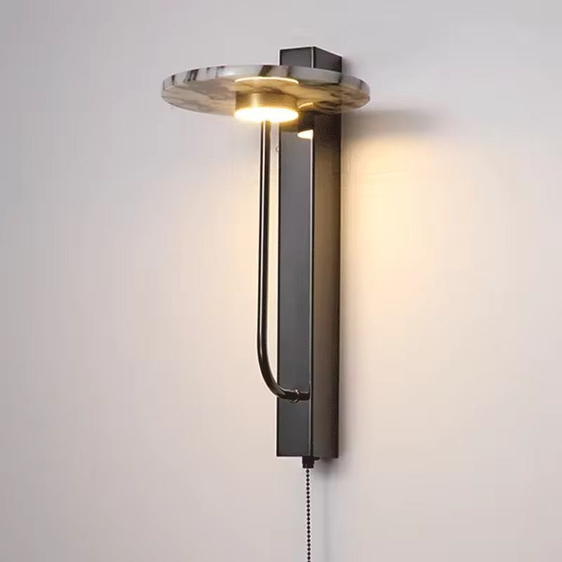 Luxe Moderne Wandlamp ‘Siena’ – Marmeren Sfeerverlichting met Trekkoord & Zwart Metalen Behuizing