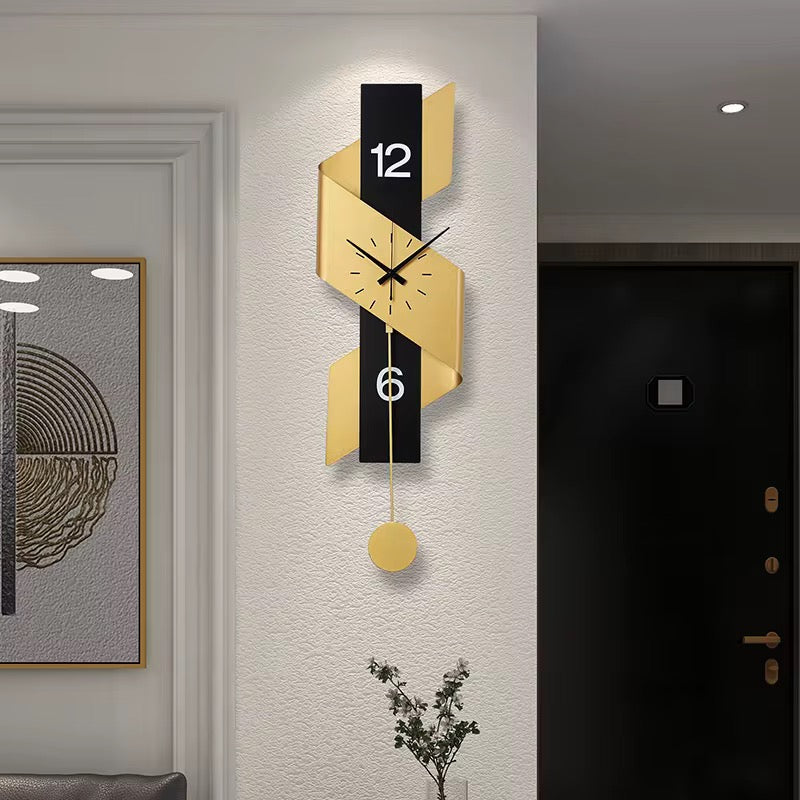 Vortica – Luxe wandklok met gedraaid design | Modern kunstobject