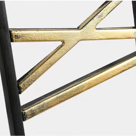 Quadrum – Moderne wandklok met Romeinse cijfers | Vierkant design in goud
