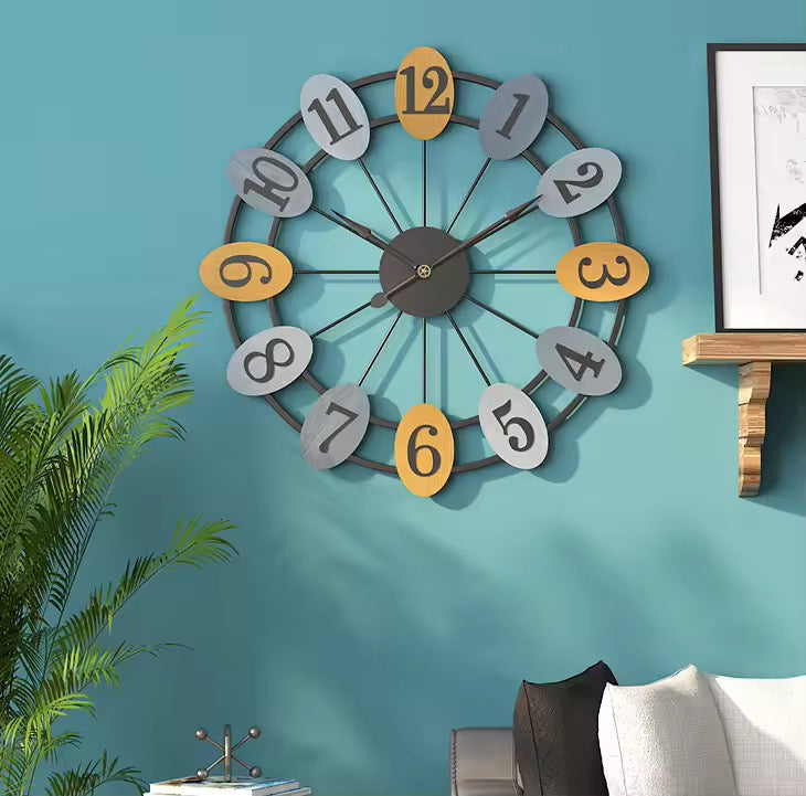 Ludo – Wandklok met speelse vormen & kleuren | Creatief modern design
