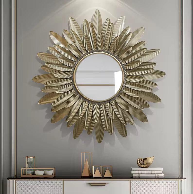 Solaria Zonnestraal Luxe Wandspiegel – Goudkleurig Metalen Bladdesign (Ø 82 cm)