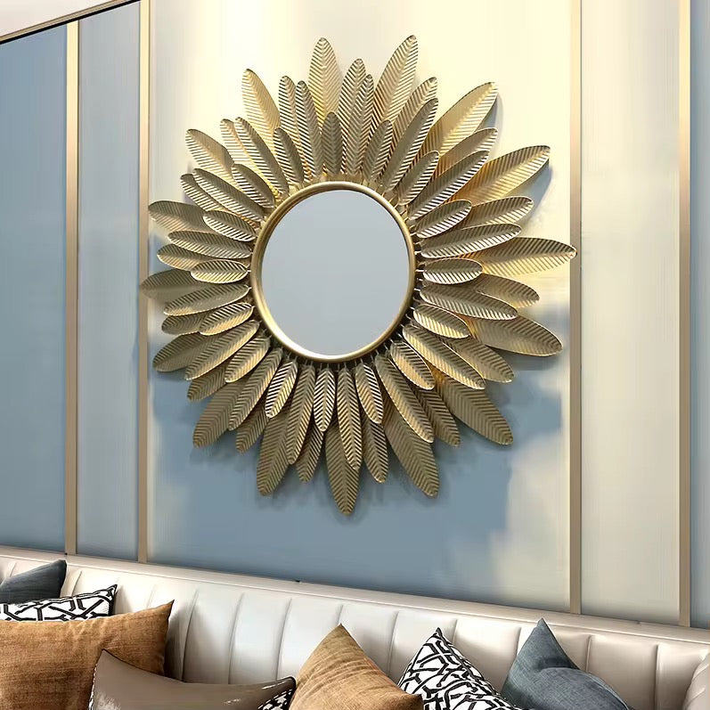 Solaria Zonnestraal Luxe Wandspiegel – Goudkleurig Metalen Bladdesign (Ø 82 cm)