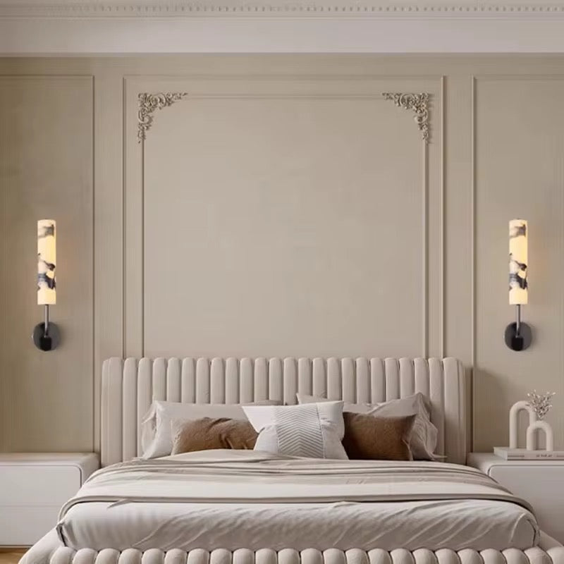 Aurum Linea – Luxe Wandlamp met Marmerlook en Mat Zwarte Bevestiging