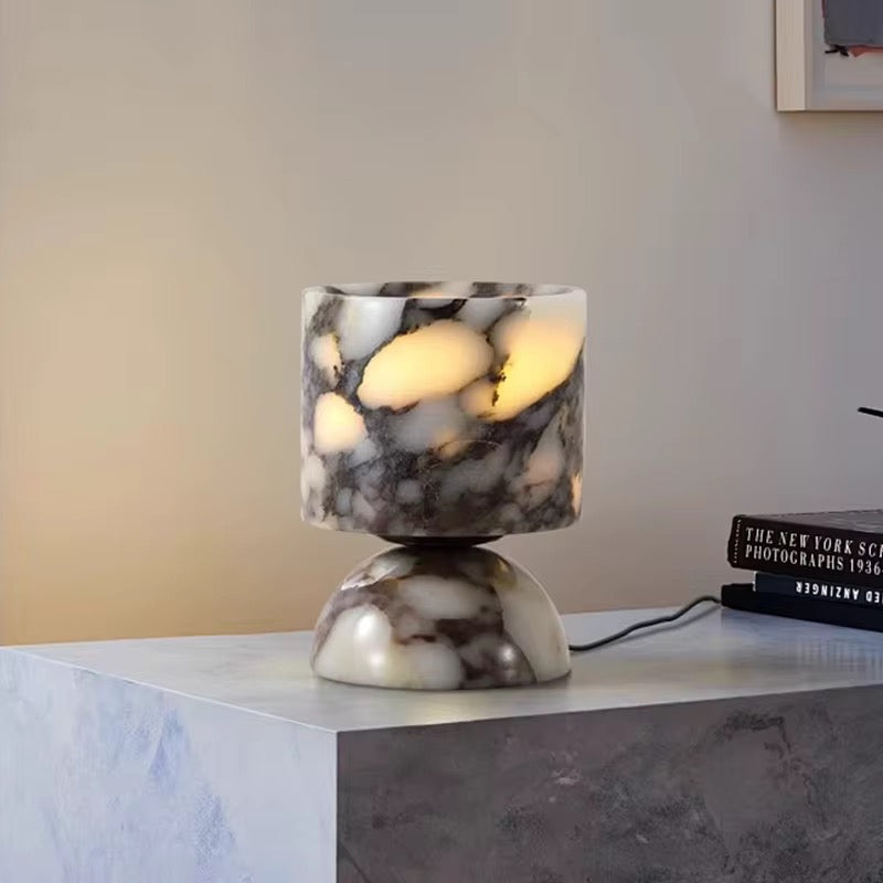 LumaSfera – Luxe Marmeren Tafellamp (LED, Ø11 cm)