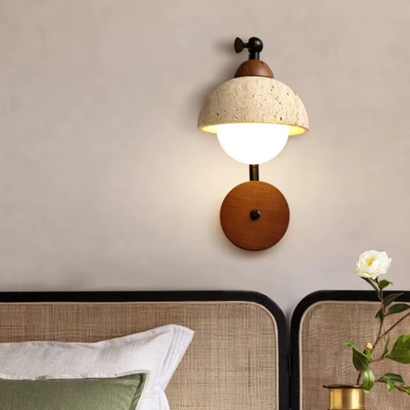 Valluna – Luxe Wandlamp van Travertijn en Hout met 180° Draaibare Kop